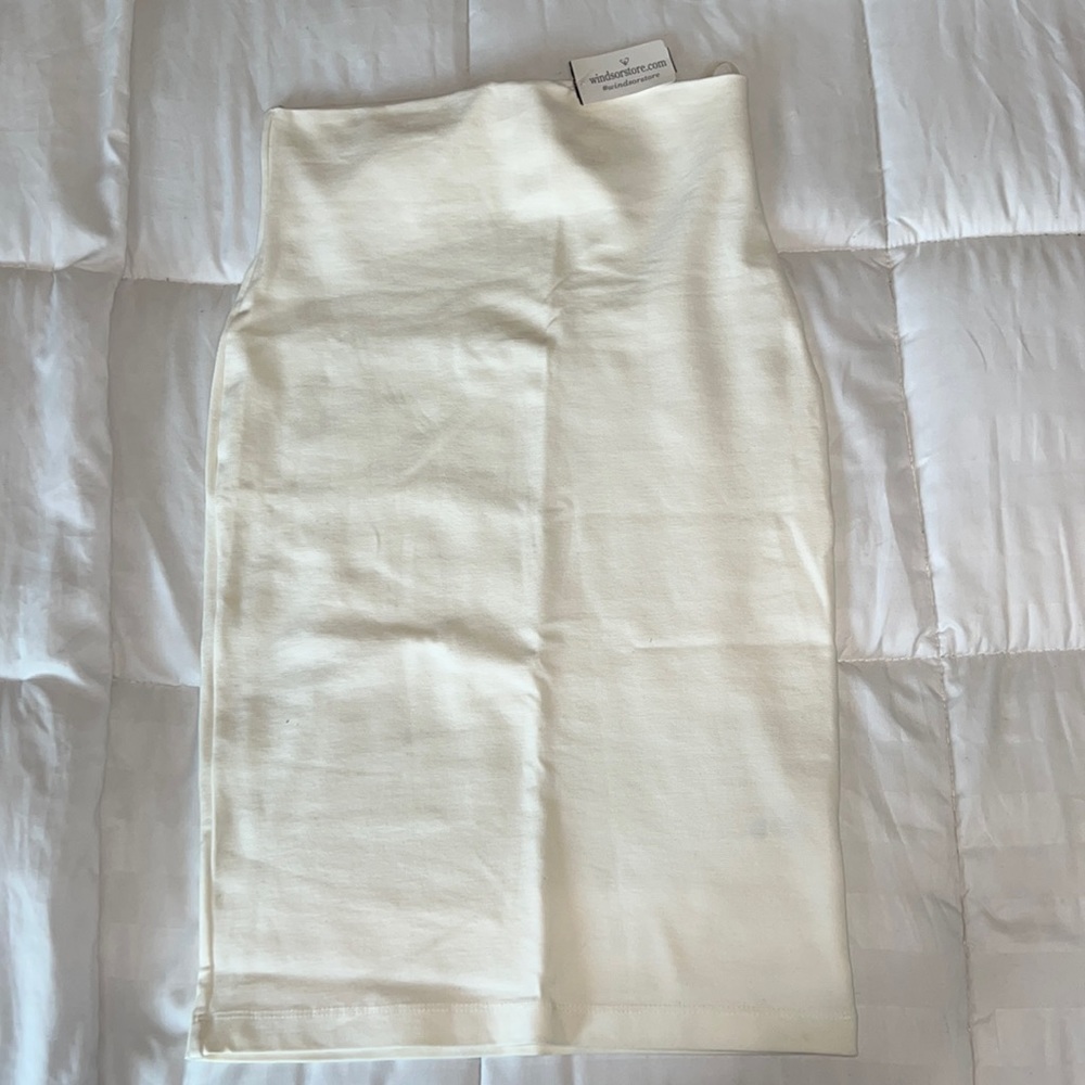 WHITE PENCIL SKIRT